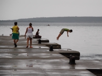 Лето 2008 (Куба). А это обычные местные летающие дети