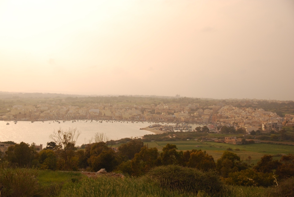 Вид сверху на Marsaxlokk