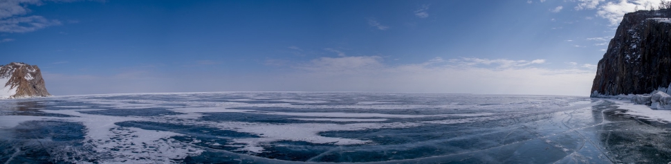 Лёд Байкала