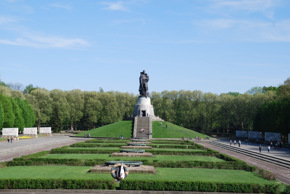 Treptow Park, a monument to the Warrior-Liberator