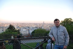 Я один из кучи туристов в Париже