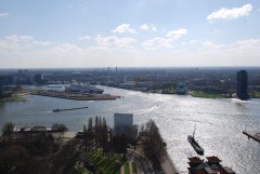 Вид на Роттердам с Евромачты