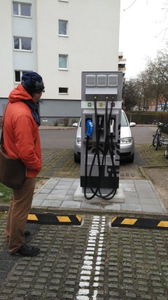 Электрозаправка в Берлине