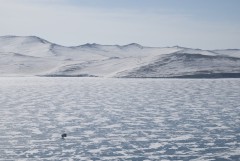 Трафик на льду Байкала
